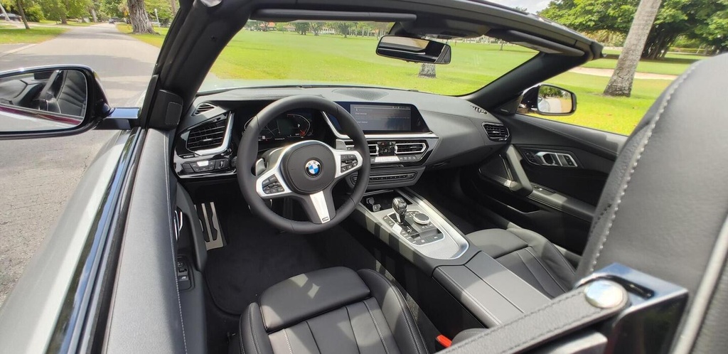 BMW Z4 2021 gris