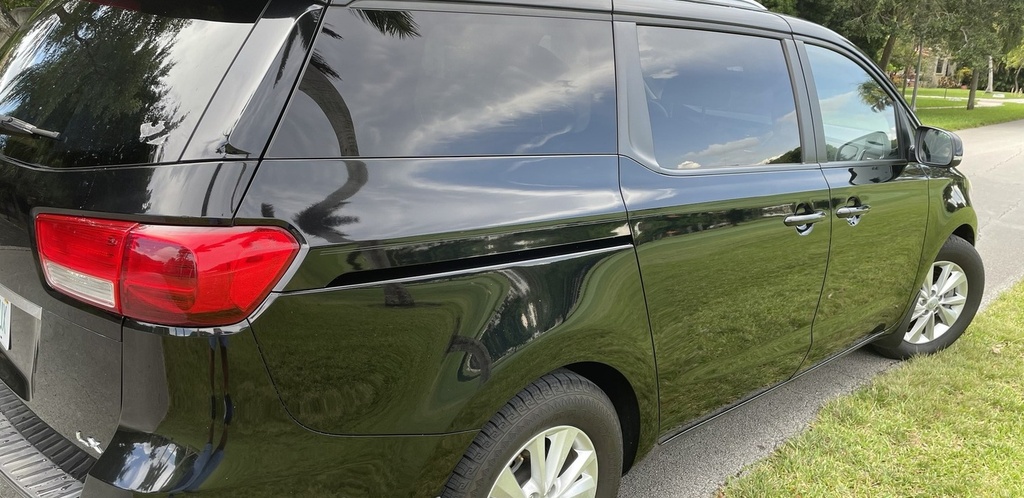 Kia Sedona 2016 Black