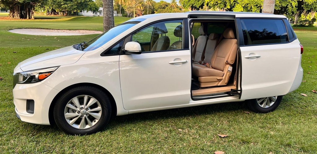 Kia Sedona 2016 White