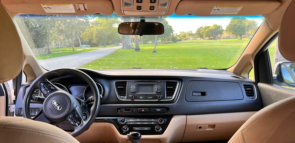 Kia Sedona 2016 White