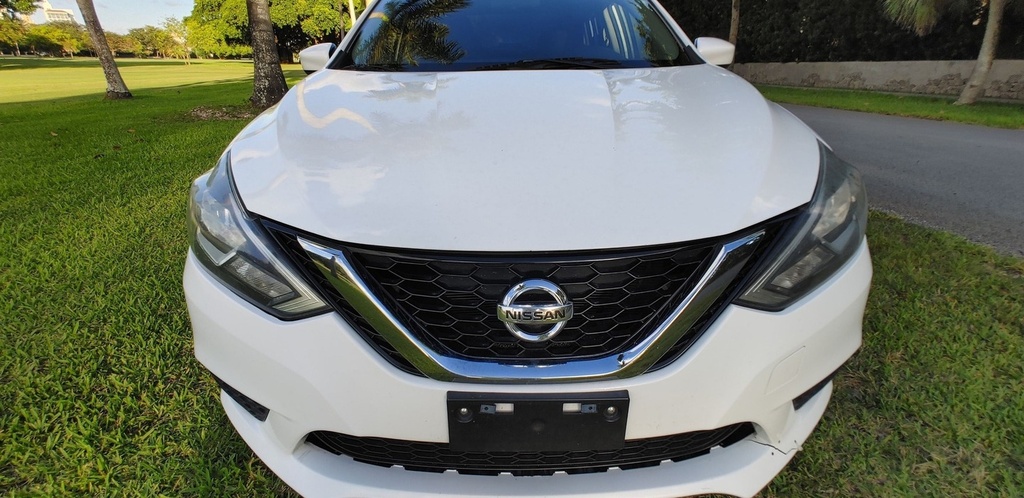 Nissan Sentra 2017 White BL74EE
