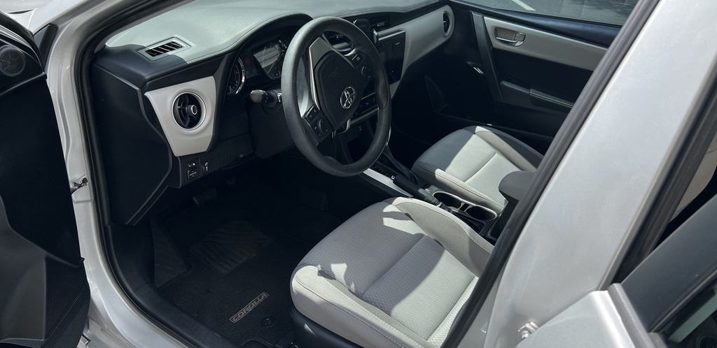 Toyota Corolla 2017 Silver