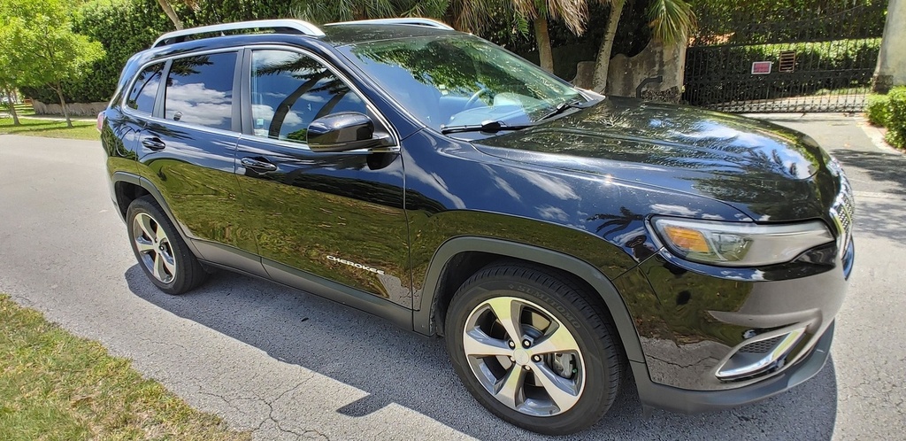Jeep Cherokee 2019 Black