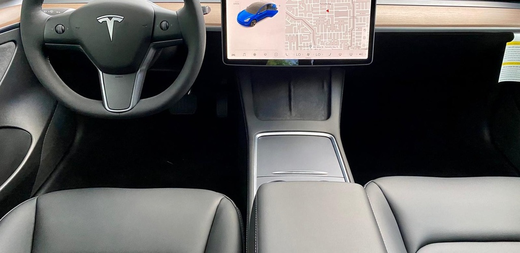 Tesla Model 3 2021 Blue