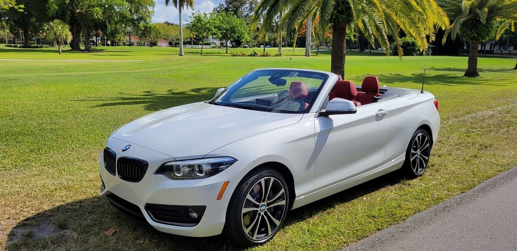 BMW 230i Conver. 2021 White