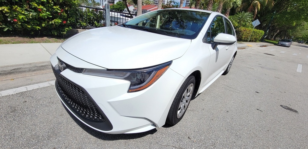 Toyota Corolla 2021 White