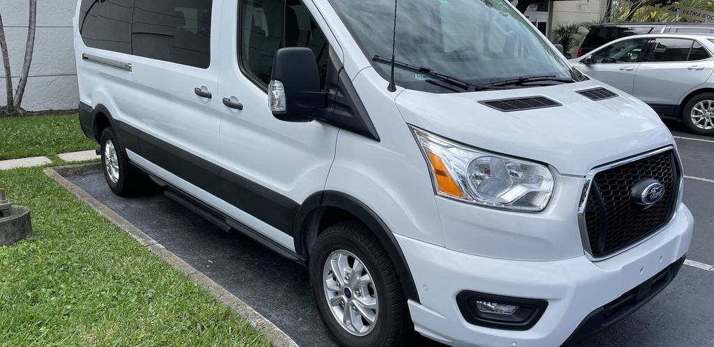 Ford Transit-350 Wagon 2020 White
