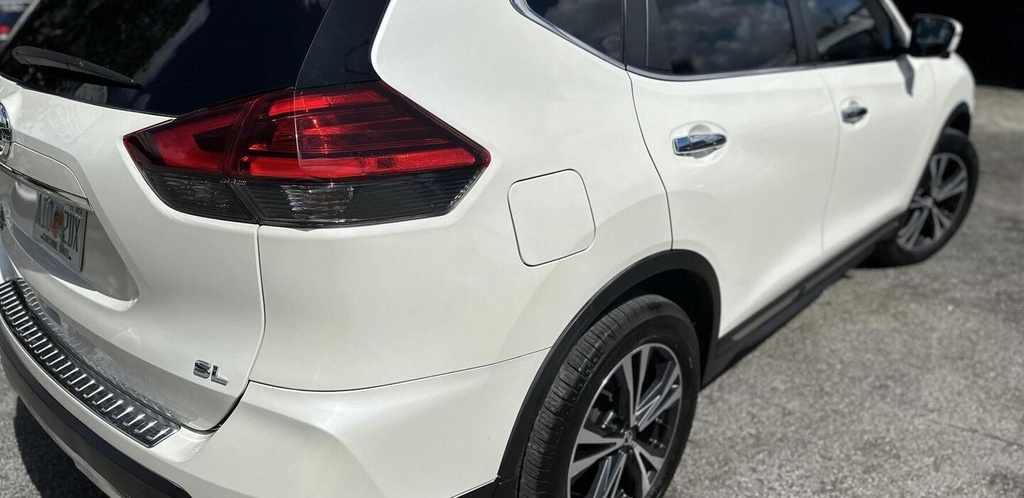 Nissan Rogue 2017 White