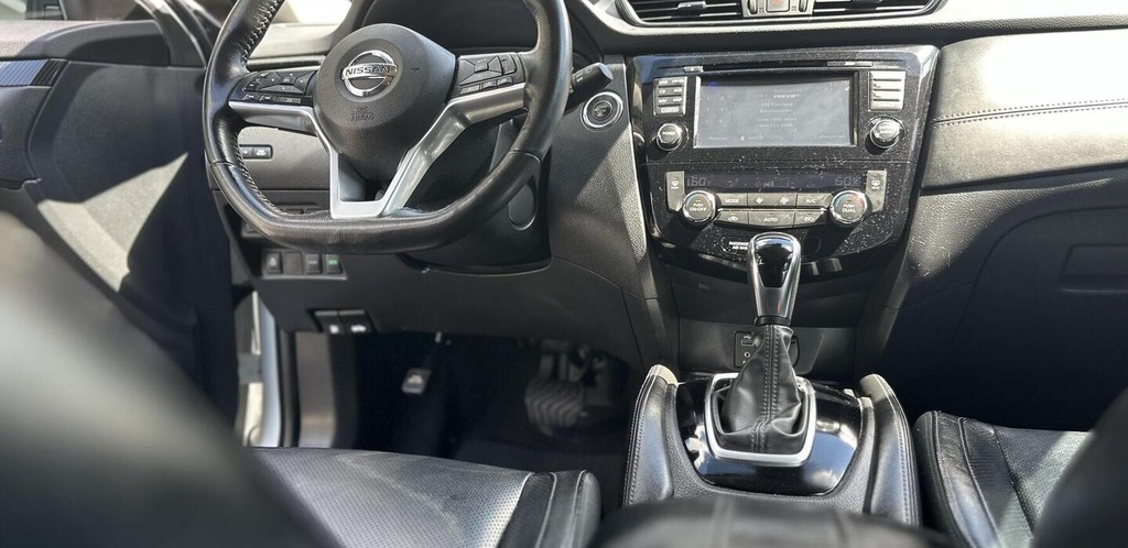 Nissan Rogue 2017 White