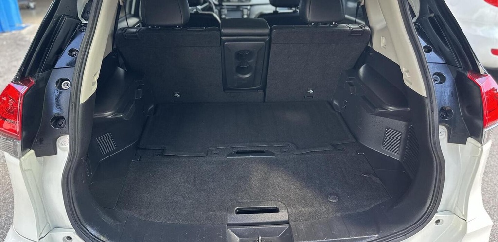 Nissan Rogue 2017 White