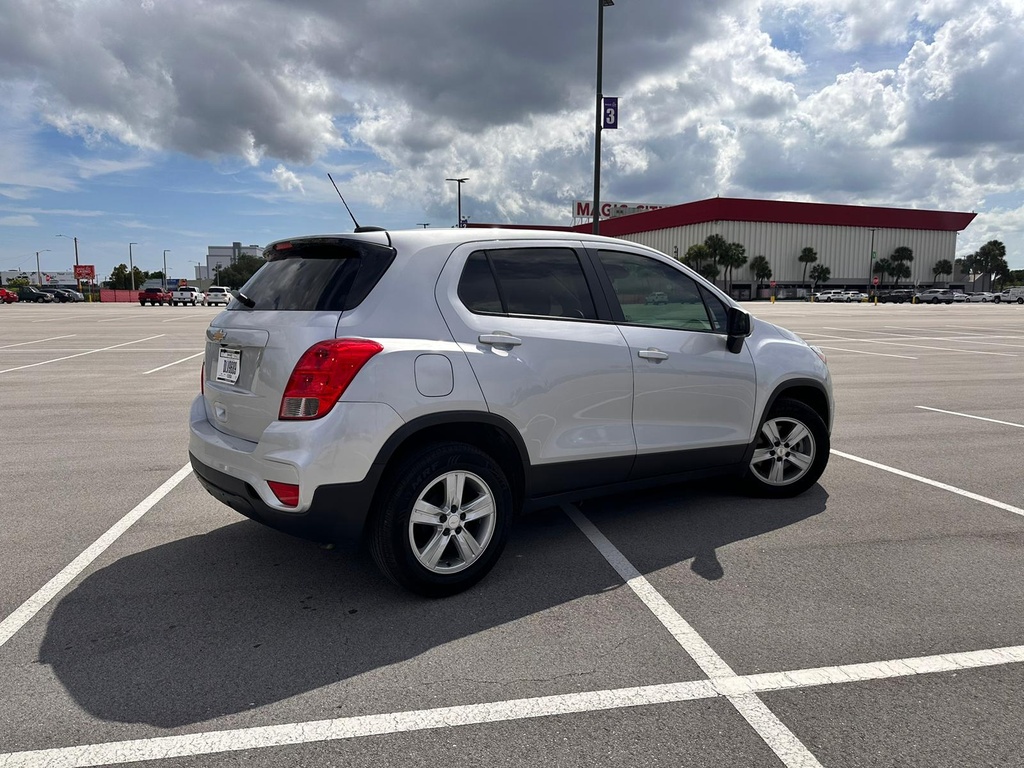 Chevrolet Trax 2020 Silver