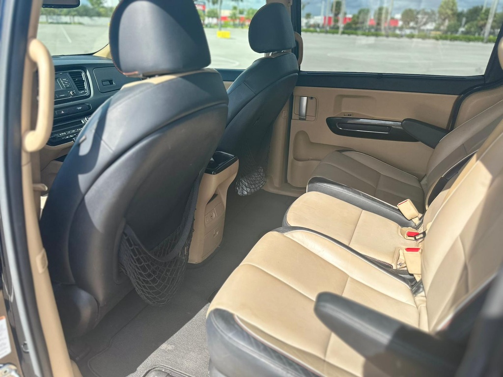 Kia Sedona 2016 Black Prov